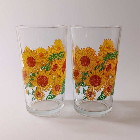 Set of 2 - Sunflowers pattern juice glasses - Picture 1 of 5
